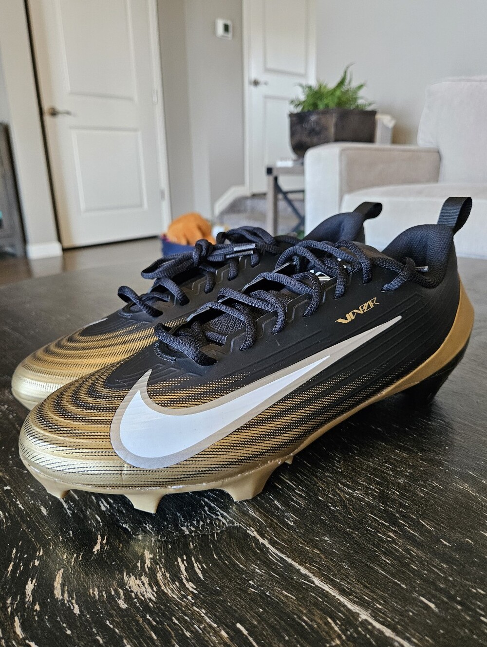 Nike Vapor Edge Speed 3 Football Cleats - Picture 2 of 10